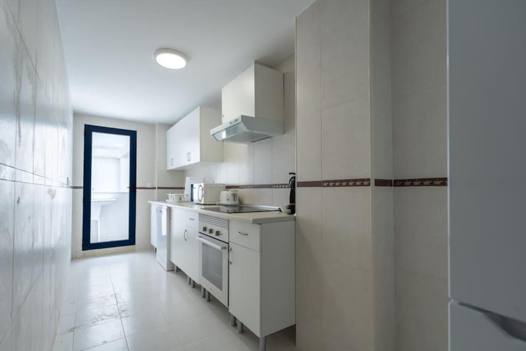 Amplio Apartamento 2 Dormitorios Cerca De La Playa Alicante Luaran gambar