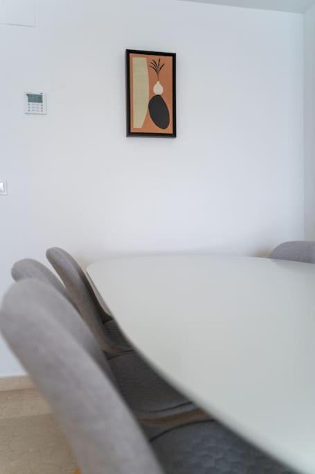 Amplio Apartamento 2 Dormitorios Cerca De La Playa Alicante Luaran gambar
