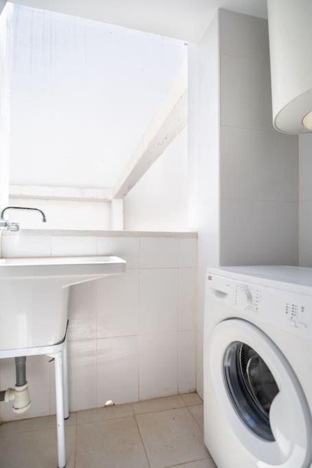 Amplio Apartamento 2 Dormitorios Cerca De La Playa Alicante Luaran gambar